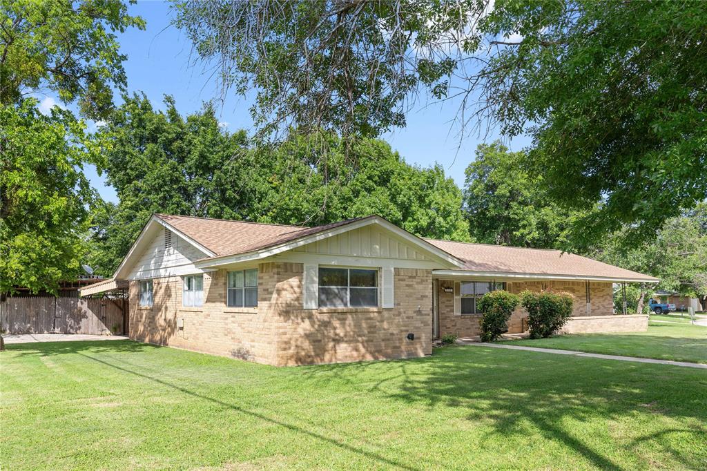 2100 14th Street Property Photo 1
