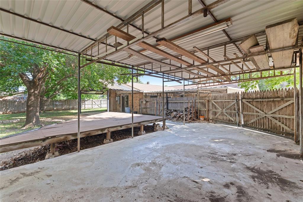 2100 14th Street Property Photo 33