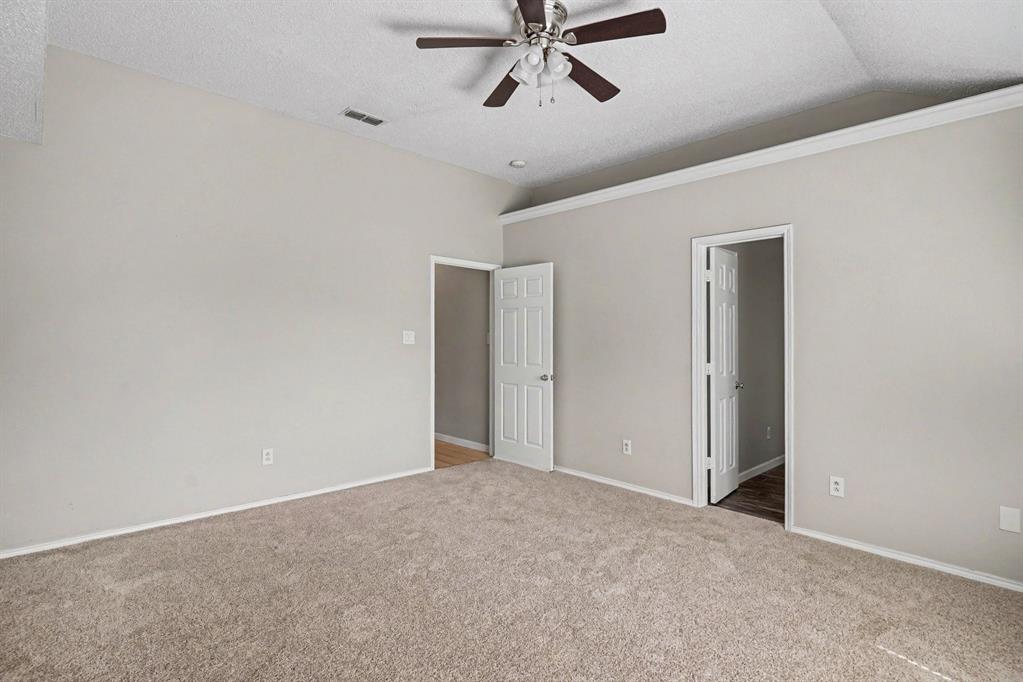 5612 Cancun Drive Property Photo 8