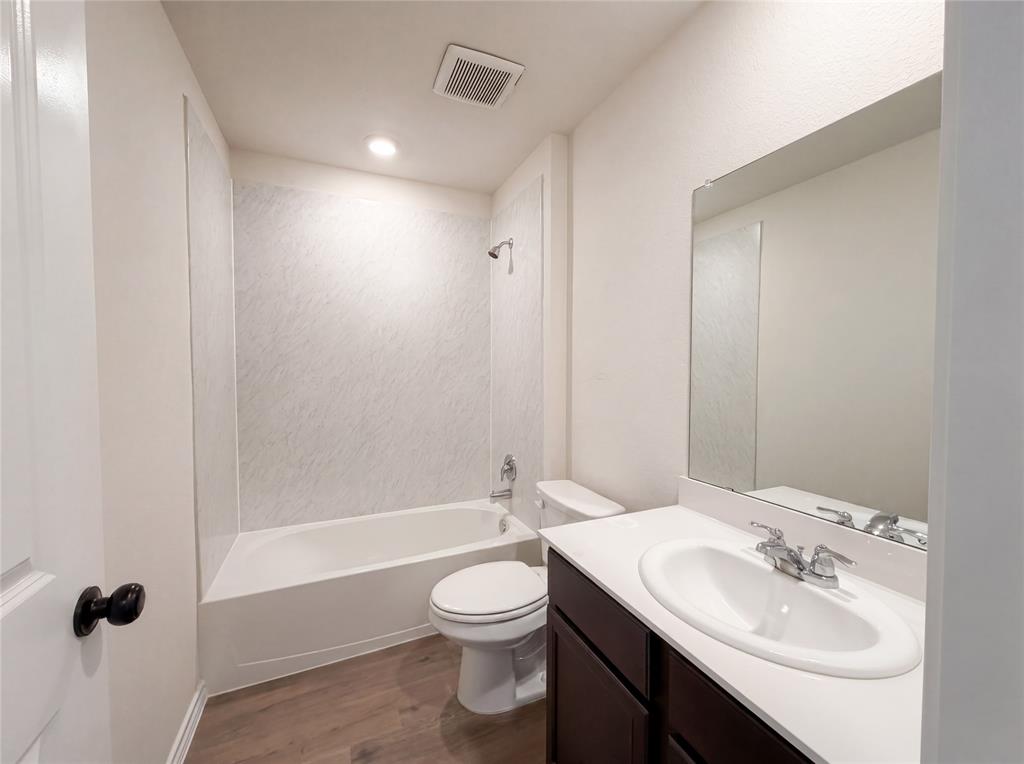 6424 Waterfall Lane Property Photo 8