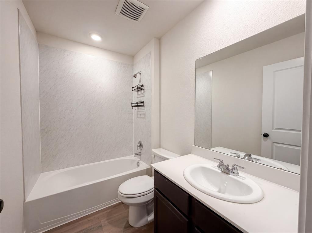 6424 Waterfall Lane Property Photo 10