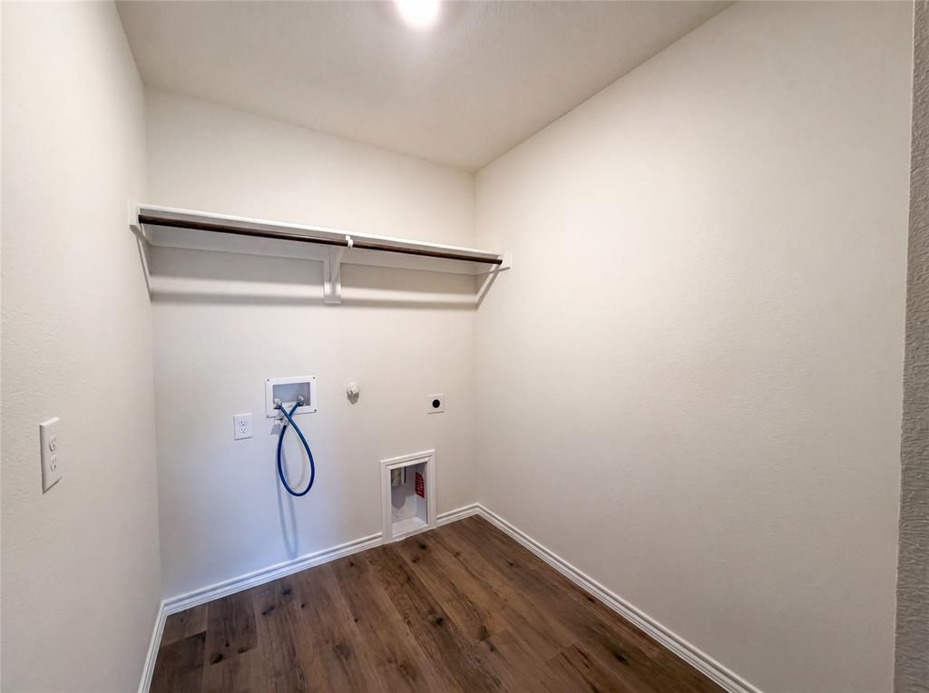 6424 Waterfall Lane Property Photo 13