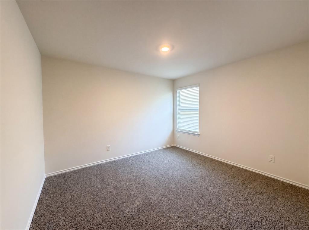 6424 Waterfall Lane Property Photo 17
