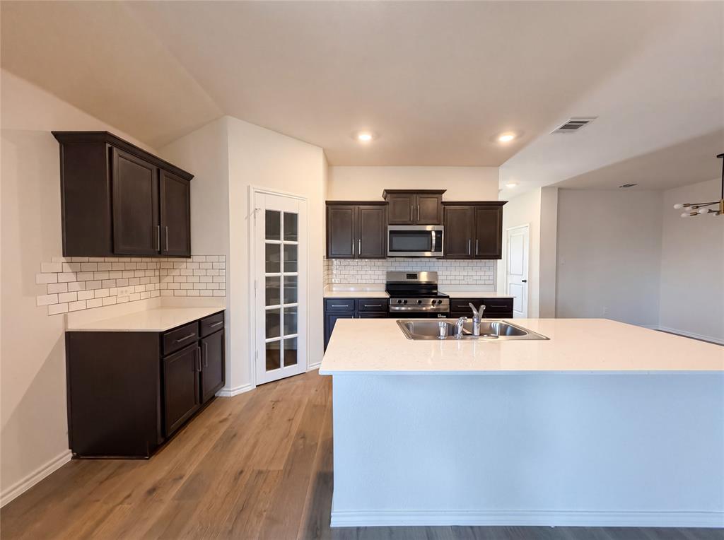 6424 Waterfall Lane Property Photo 18