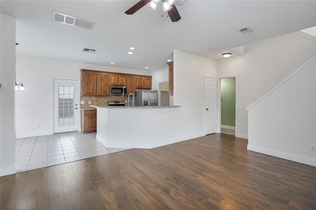 11317 Canoe Road Property Photo 10