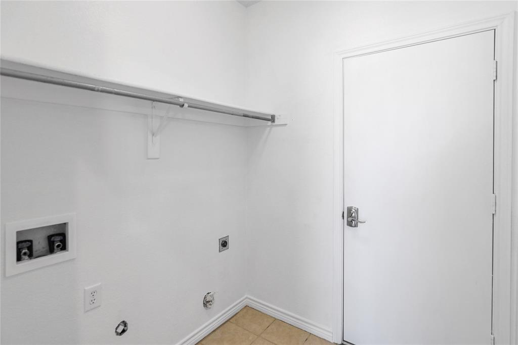 11317 Canoe Road Property Photo 19