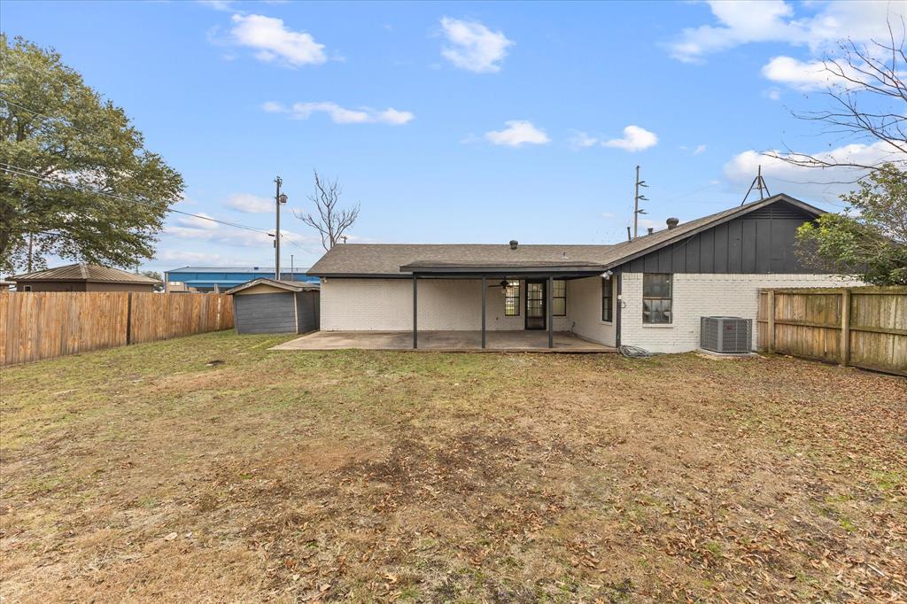 312 E Cottonwood Street Property Photo 29