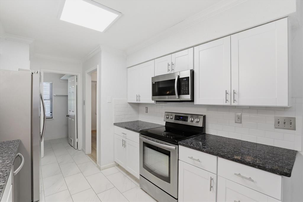 6857 Younger Drive Property Photo 13
