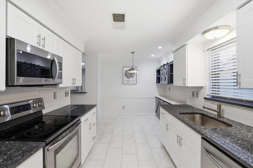 6857 Younger Drive Property Photo 15