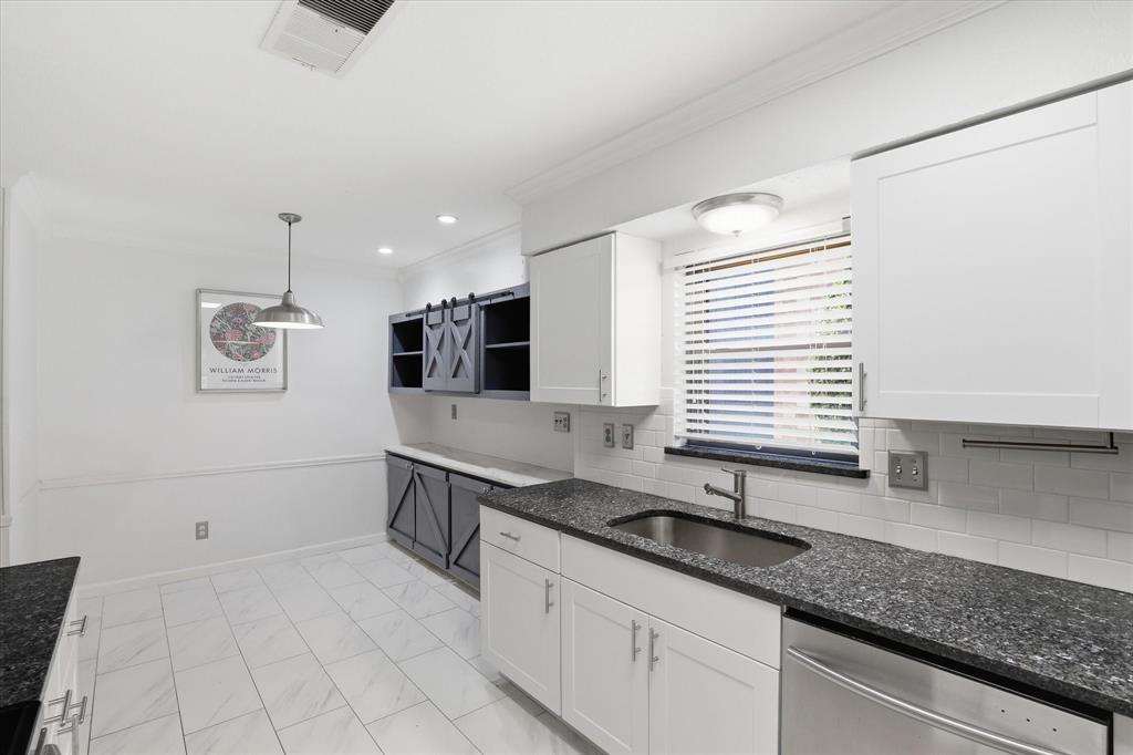 6857 Younger Drive Property Photo 16