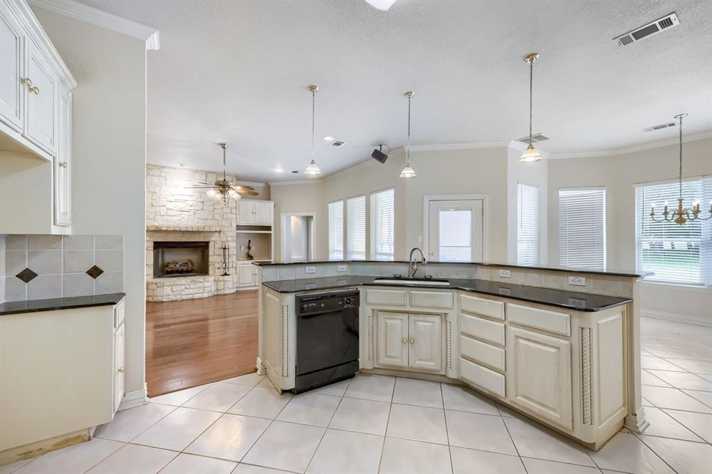 3601 Cliffwood Drive Property Photo 11