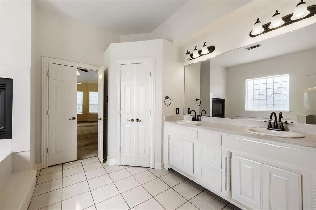 3601 Cliffwood Drive Property Photo 17