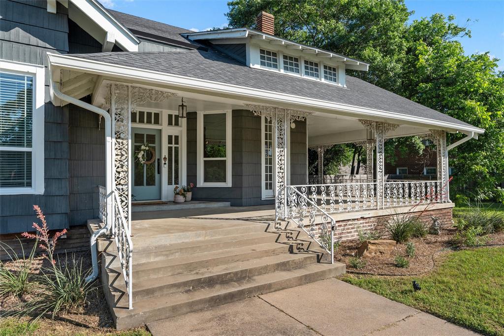 2807 Washington Avenue Property Photo 3