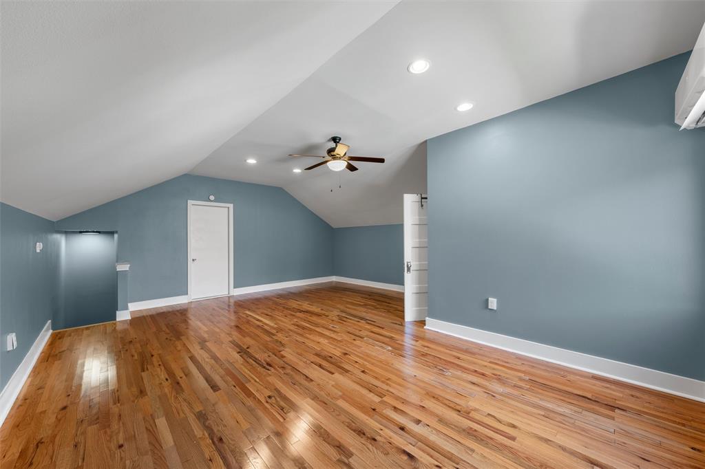 2807 Washington Avenue Property Photo 22
