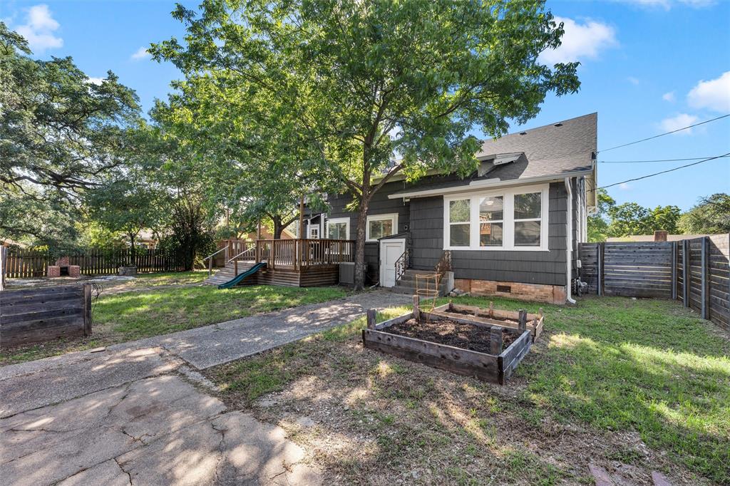 2807 Washington Avenue Property Photo 32