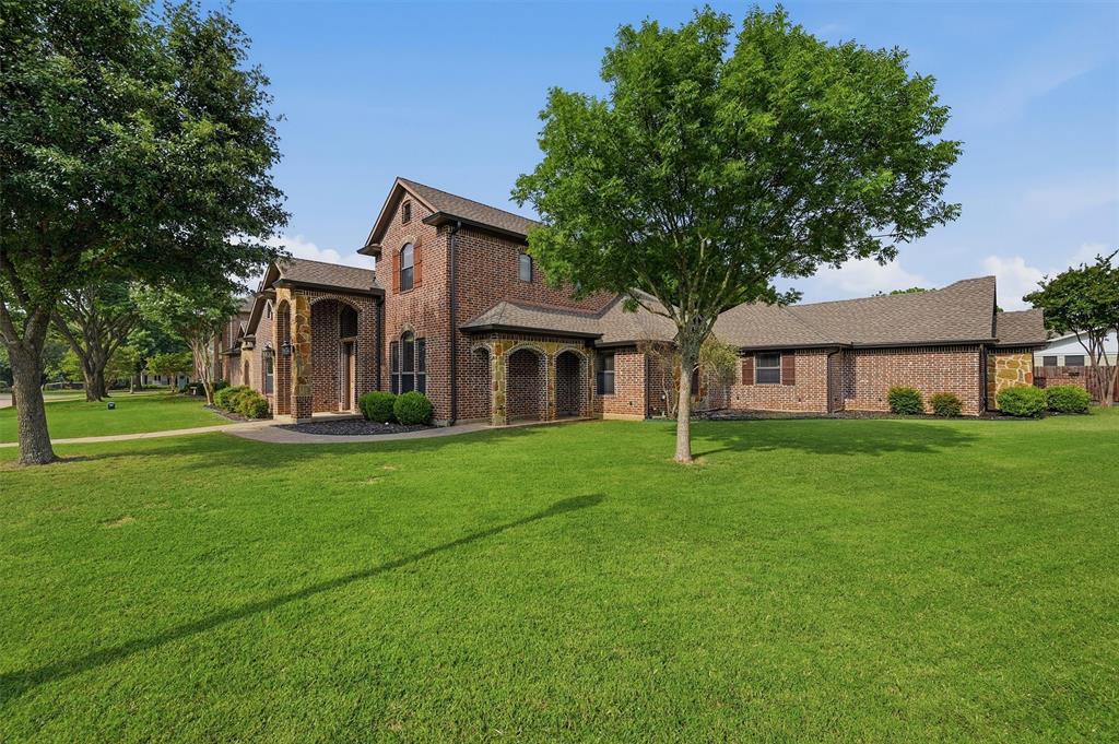 201 Hillside Lane Property Photo 2