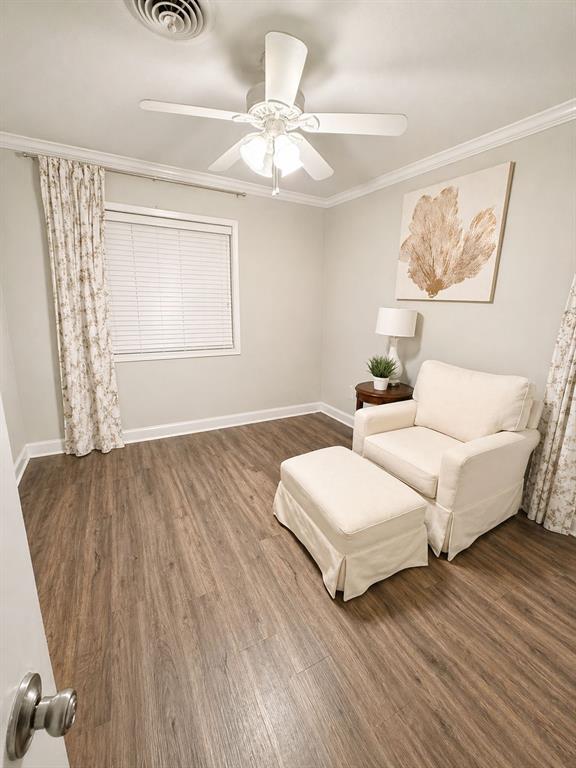 711 W Georgia Avenue Property Photo 6