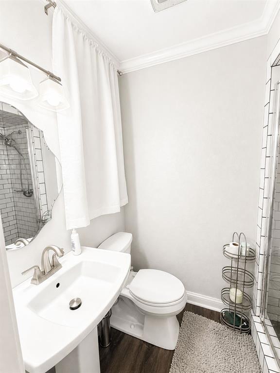 711 W Georgia Avenue Property Photo 8