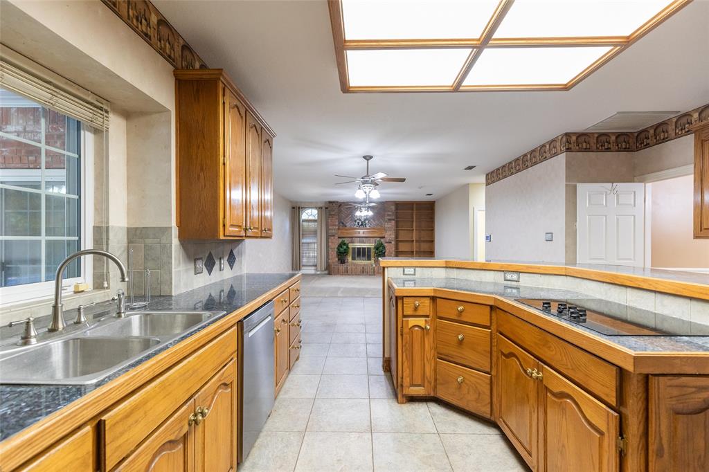 29 Cherry Hills Property Photo 8