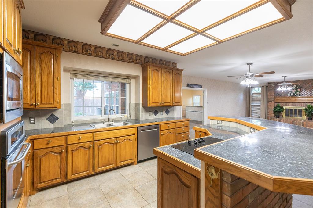 29 Cherry Hills Property Photo 9