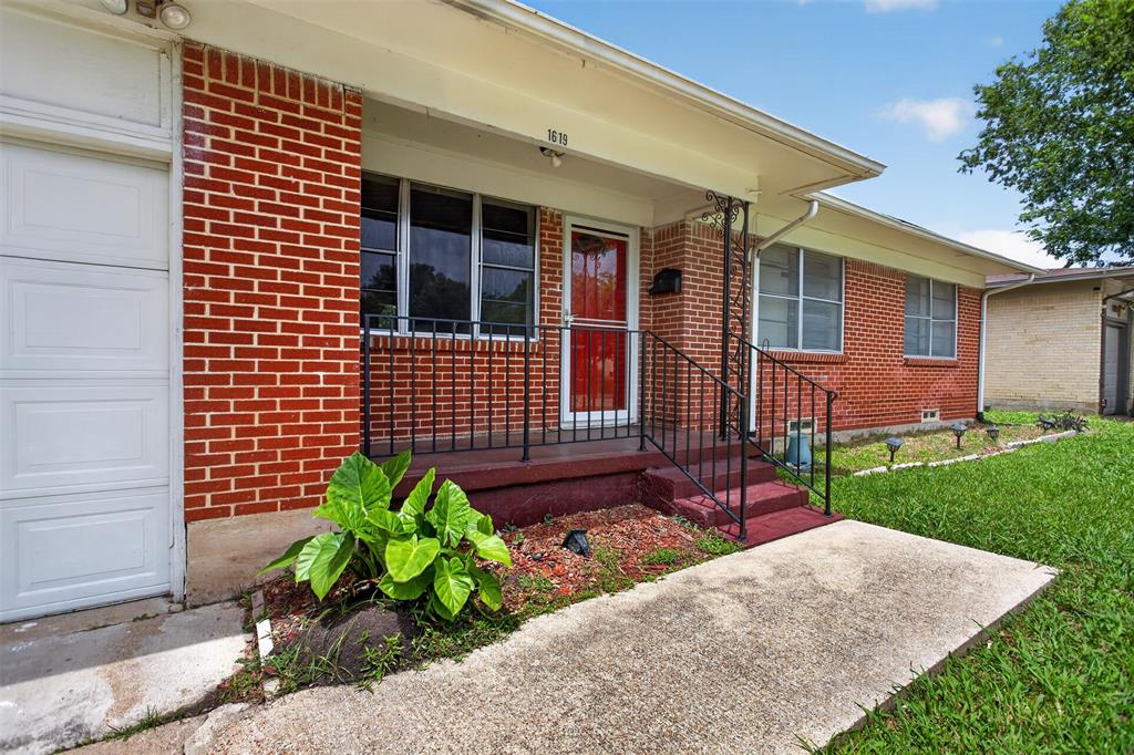 1619 Longview Street Property Photo 1