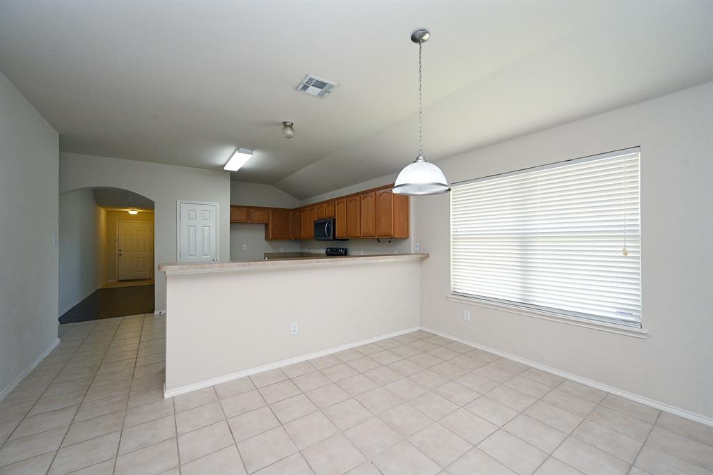 3924 Palace Place Property Photo 6