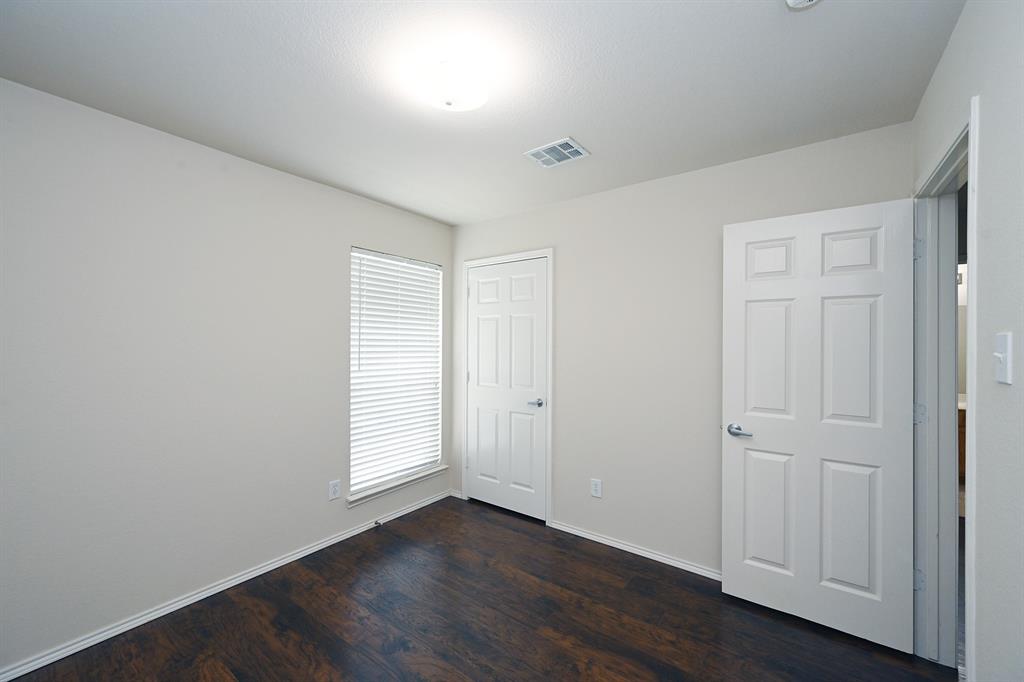 3924 Palace Place Property Photo 14