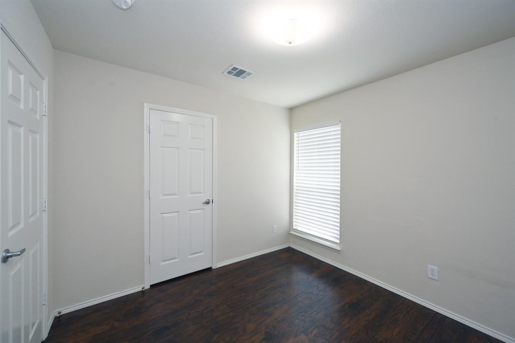 3924 Palace Place Property Photo 15