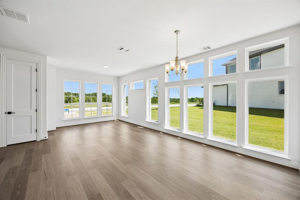 3821 Selborne Drive Property Photo 8
