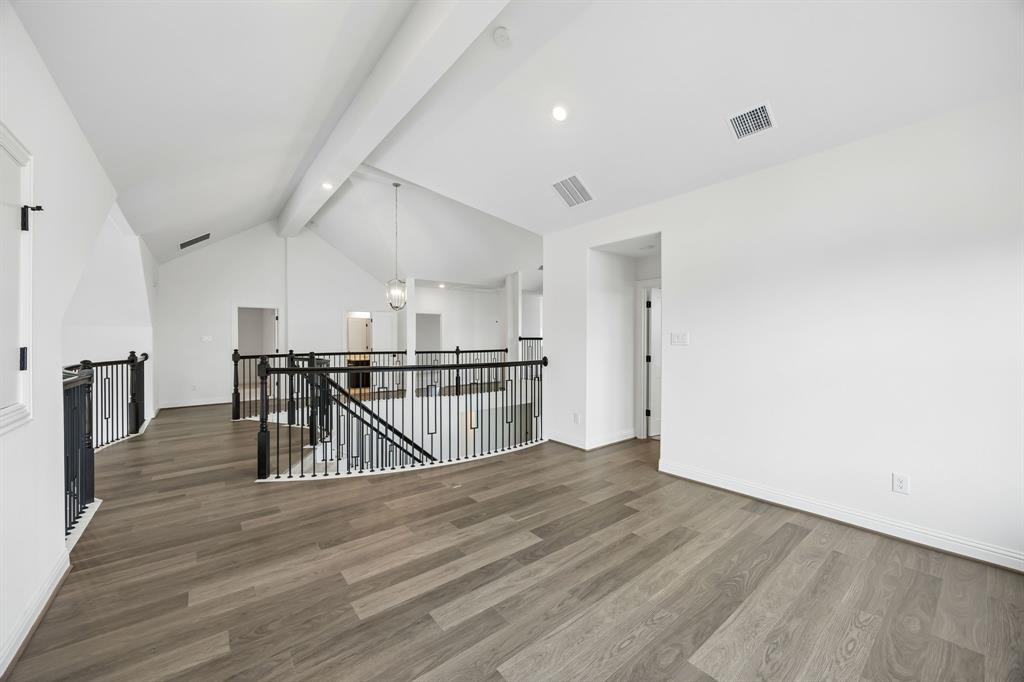 3821 Selborne Drive Property Photo 27