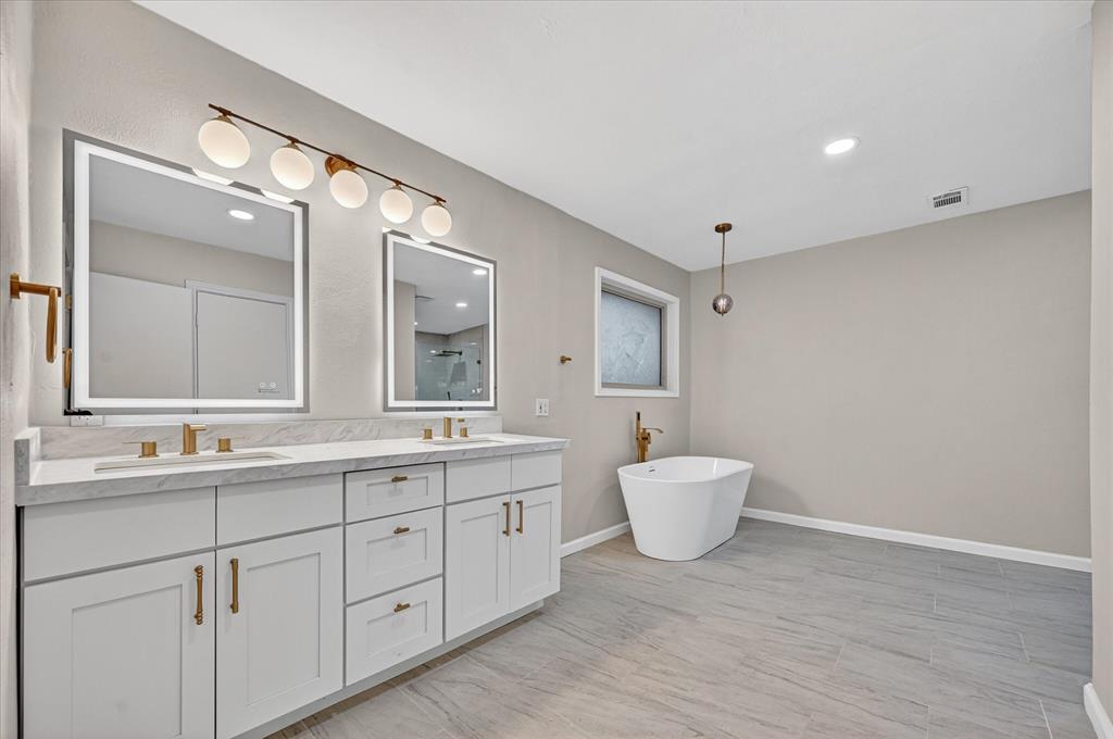 4424 Denver Drive Property Photo 18