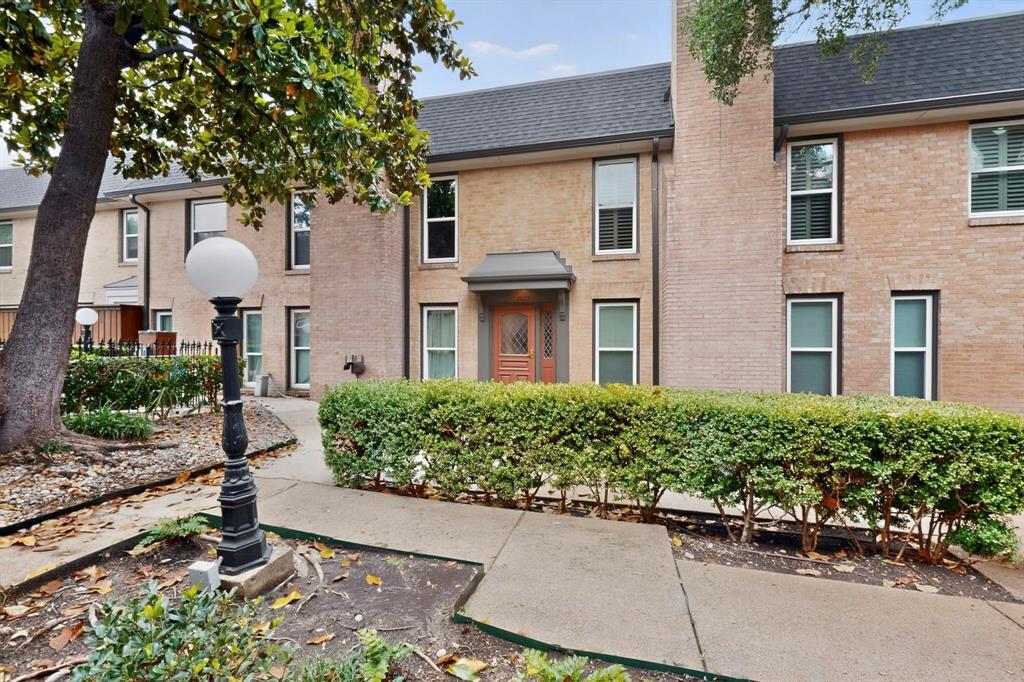 7820 Meadow Park Drive 215 Property Photo 1