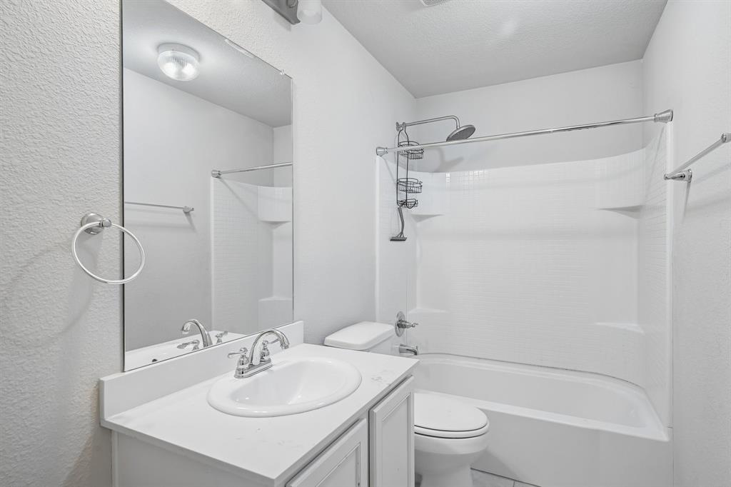 2134 Mossbrook Drive Property Photo 33