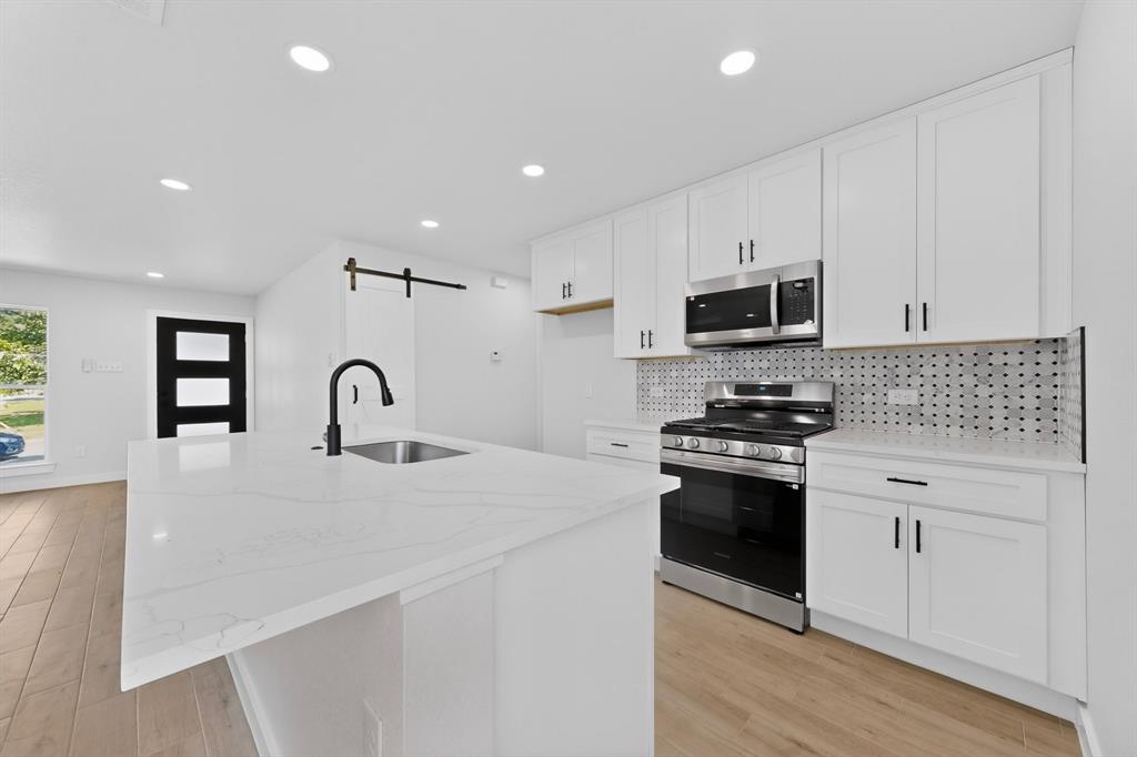 3853 Happy Canyon Drive Property Photo 14