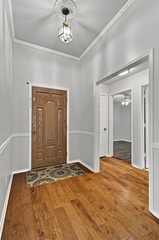 638 Park Lane Property Photo 5