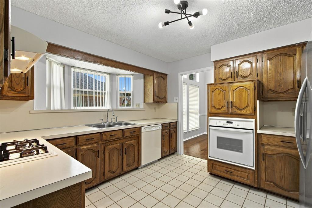638 Park Lane Property Photo 14