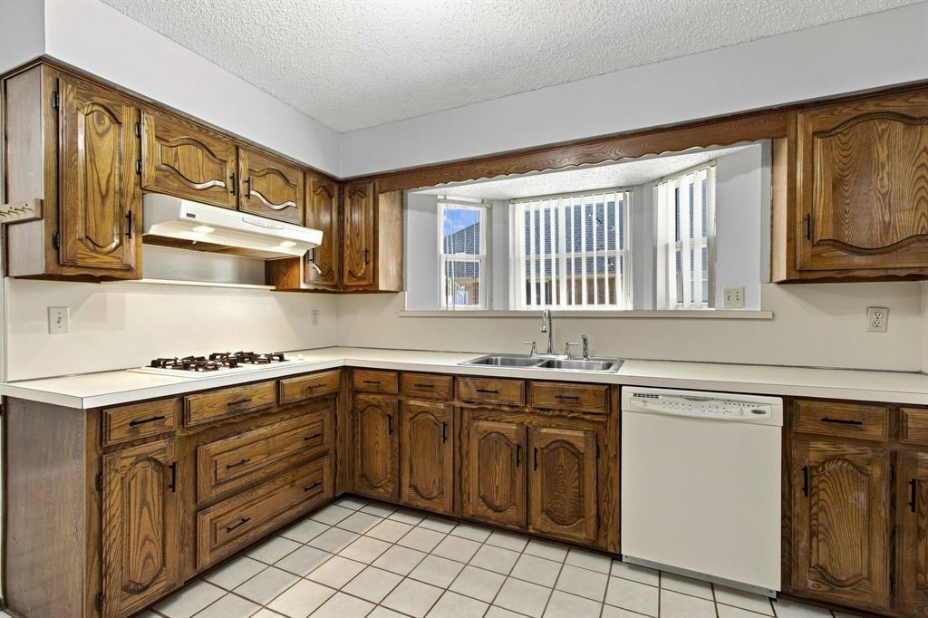 638 Park Lane Property Photo 16