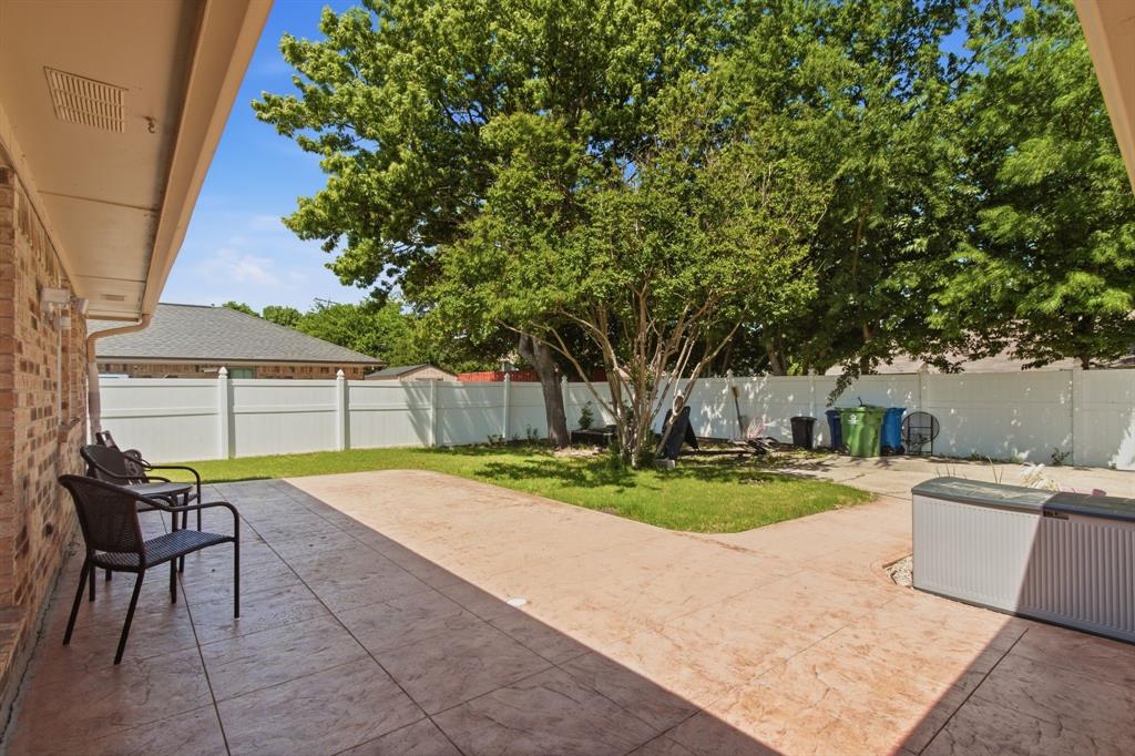 638 Park Lane Property Photo 36