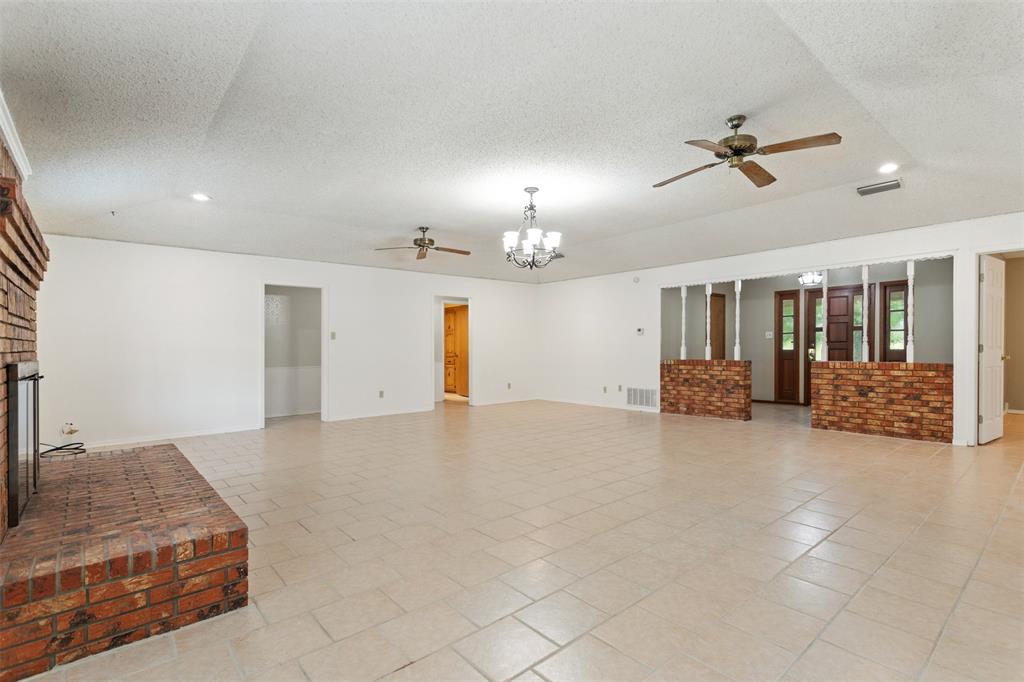 5161 Us Highway 271 Property Photo 6