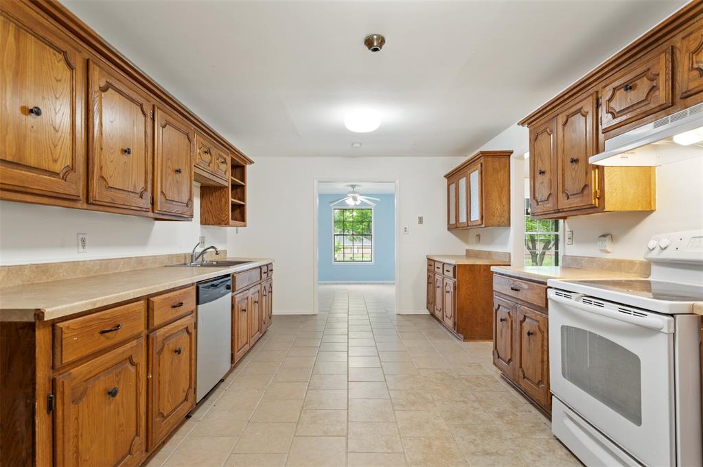 5161 Us Highway 271 Property Photo 7