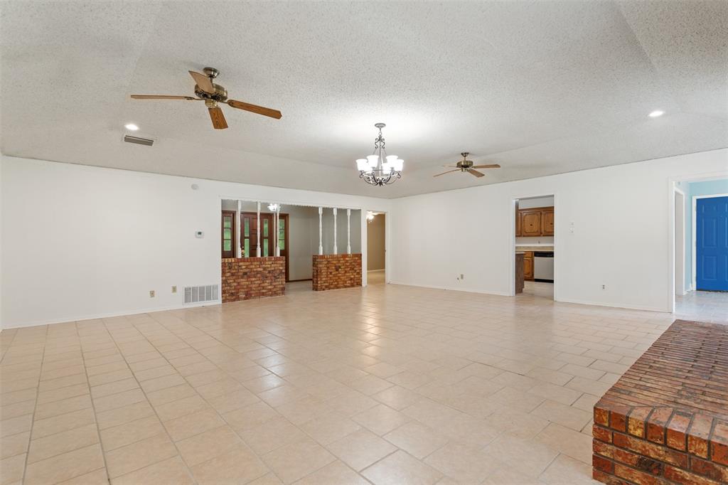 5161 Us Highway 271 Property Photo 11