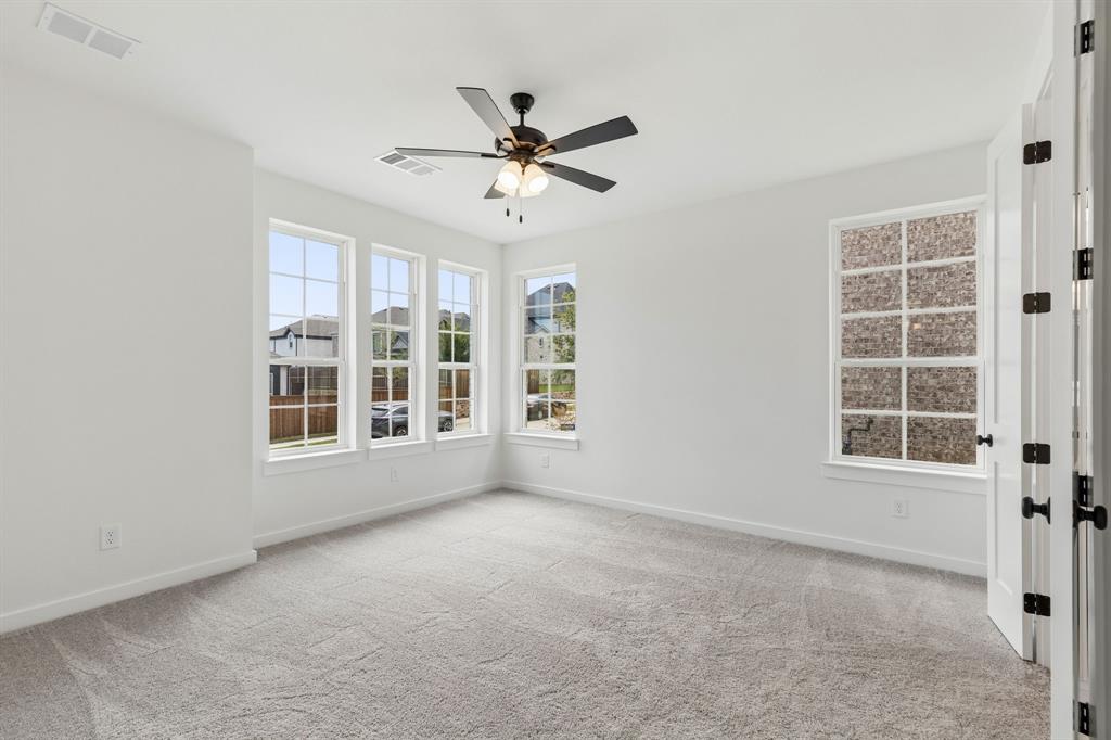 1532 Euclid Alley Property Photo 16
