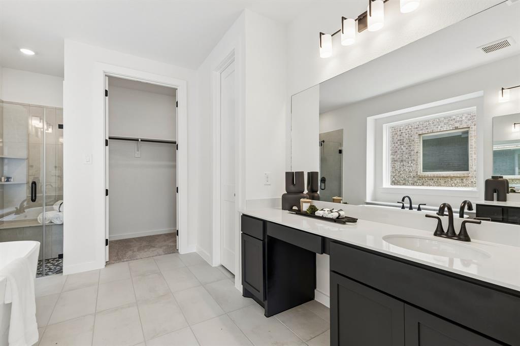 1532 Euclid Alley Property Photo 19