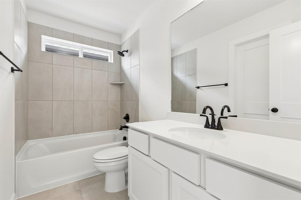 1532 Euclid Alley Property Photo 25