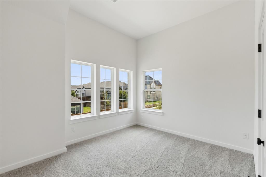 1532 Euclid Alley Property Photo 26