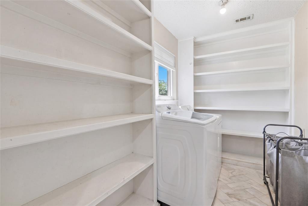 933 Purcell Drive Property Photo 10