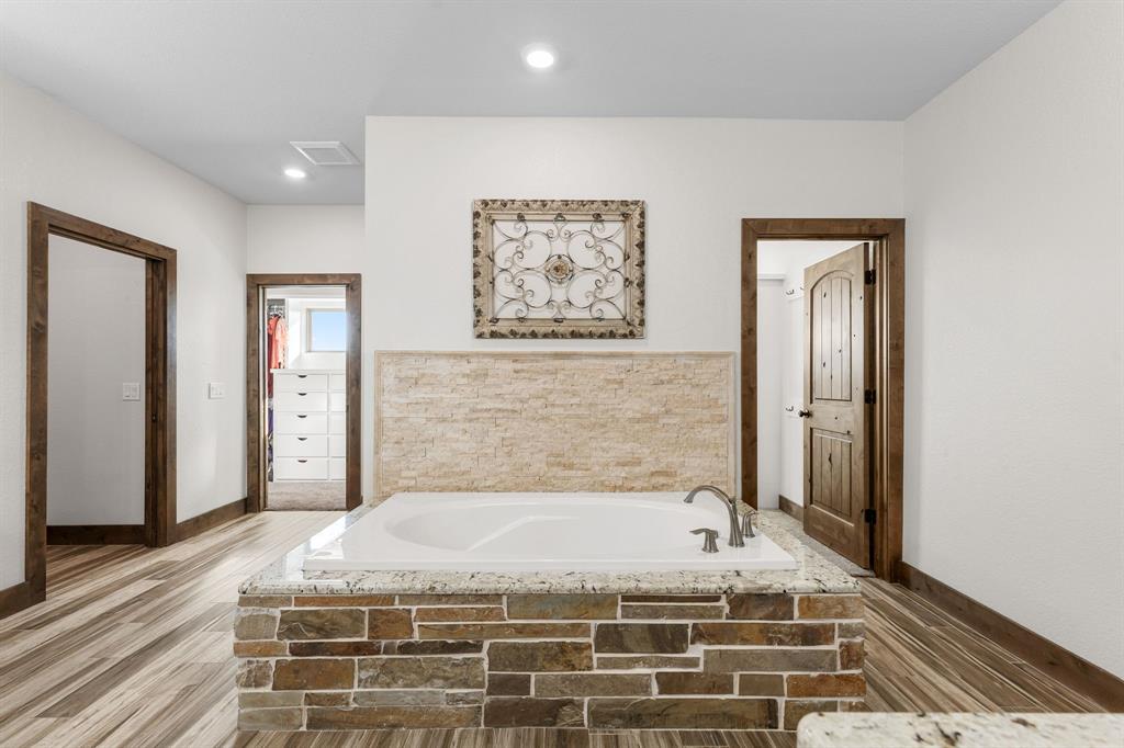 515 Sales Road Property Photo 18
