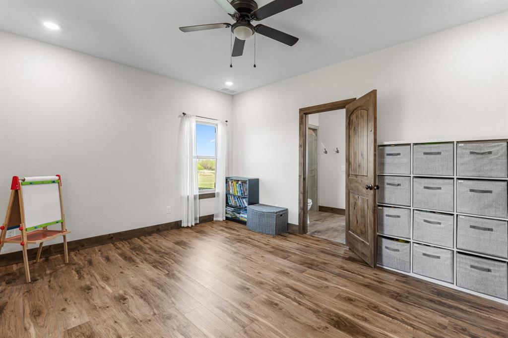 515 Sales Road Property Photo 26