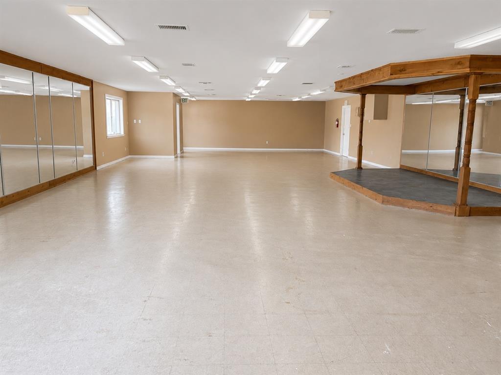 13402 Highway 5 Property Photo 2