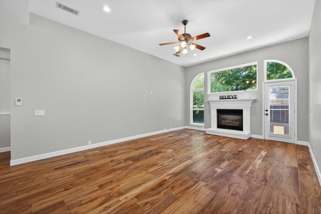913 Chapel Drive Property Photo 10
